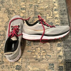 Saucony Ride 14 Pink Size 10.5 Wide